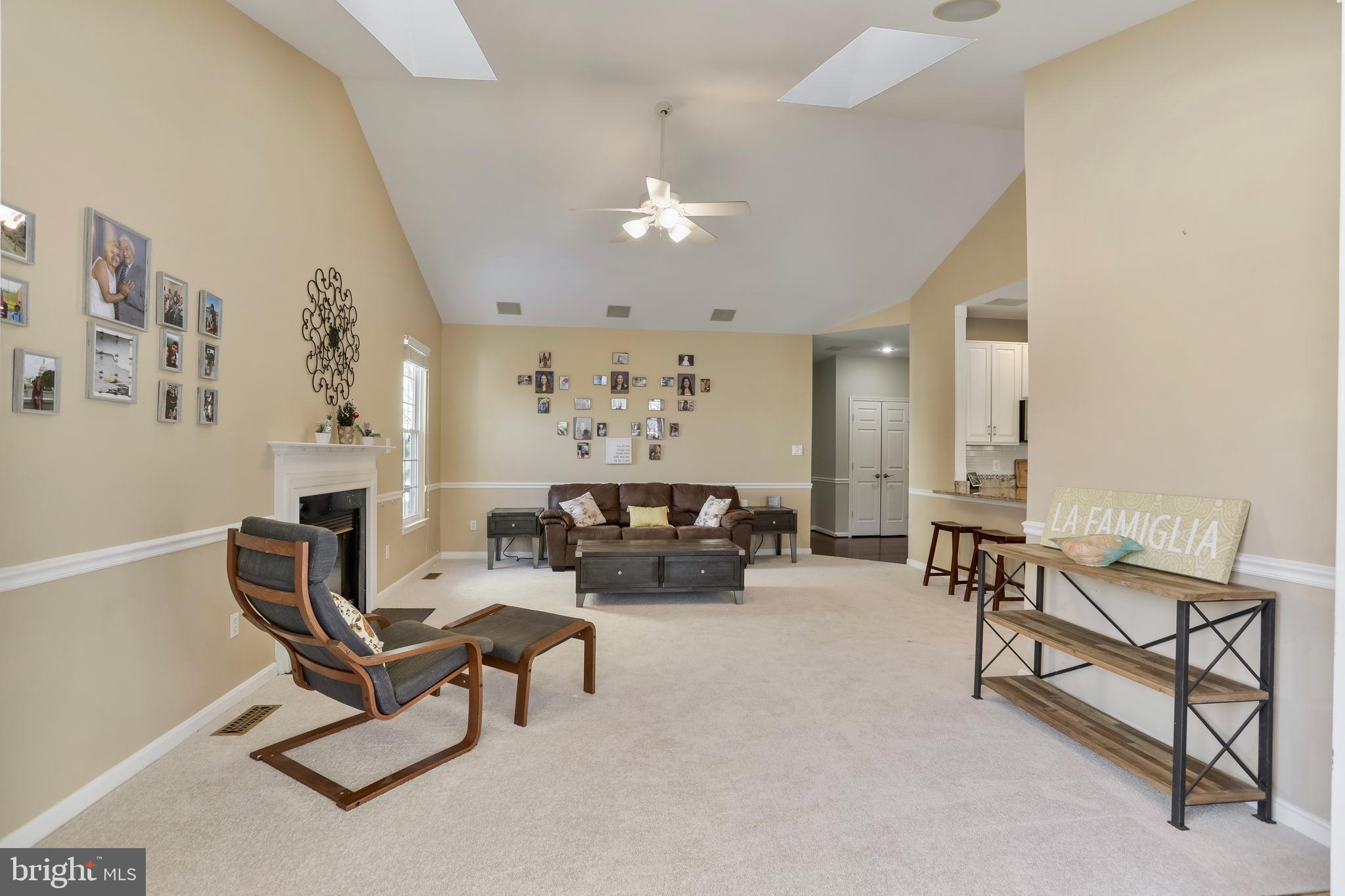 SOUTH RIDING - Residential