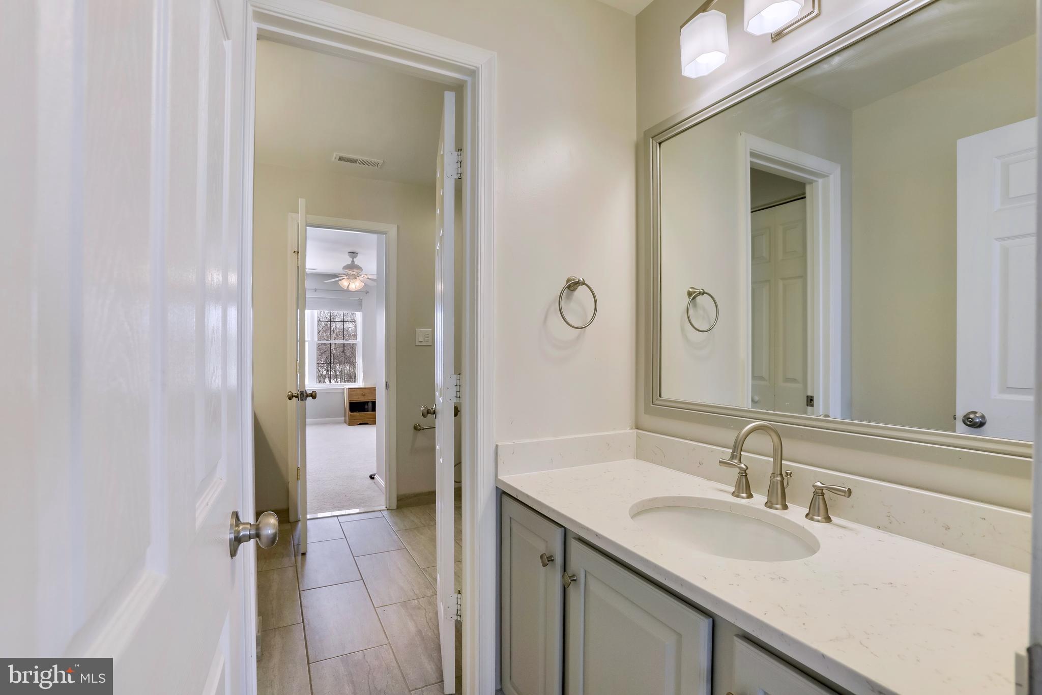 SOUTH RIDING - Residential