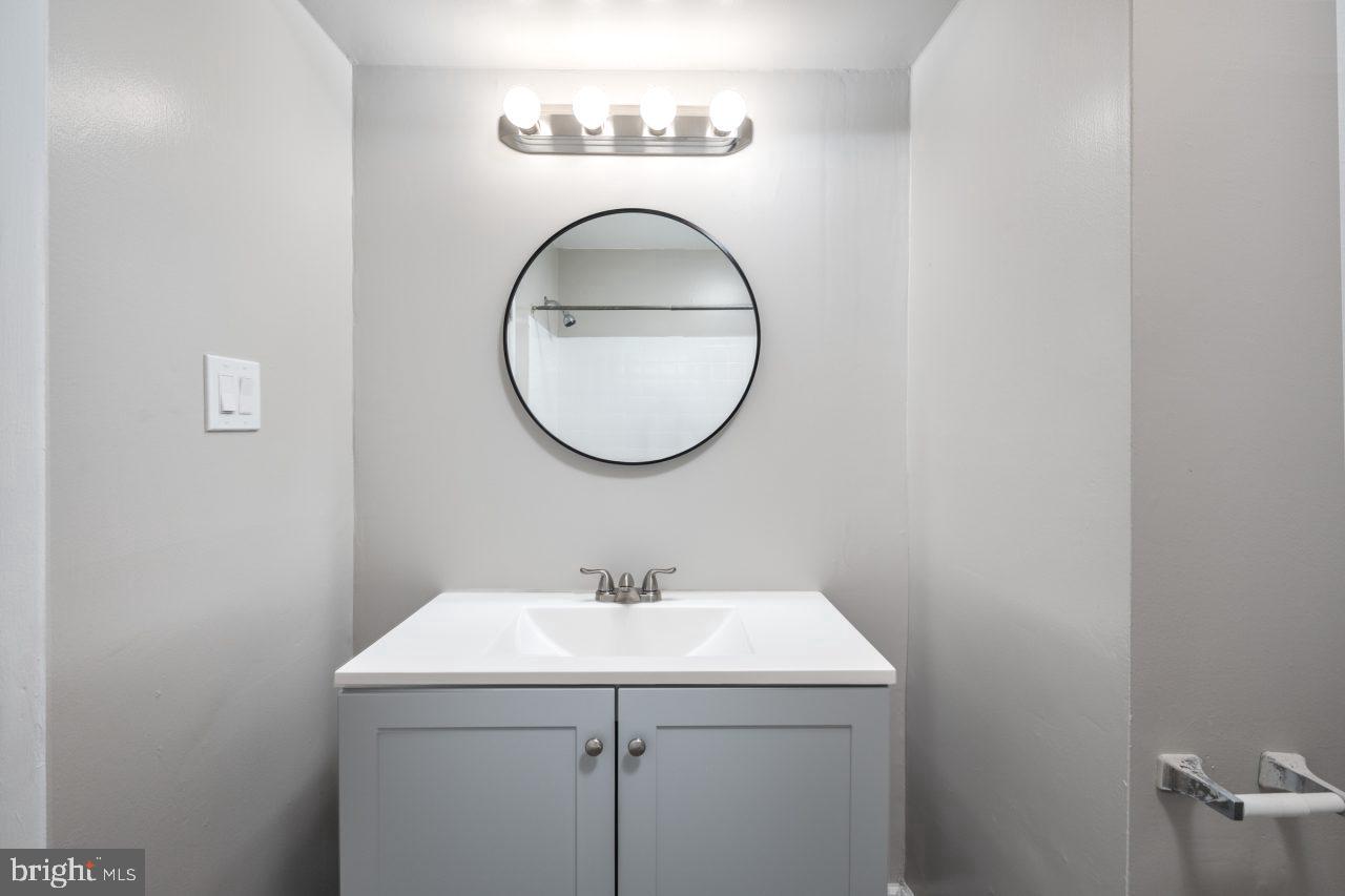 SCHROM HILLS - Residential