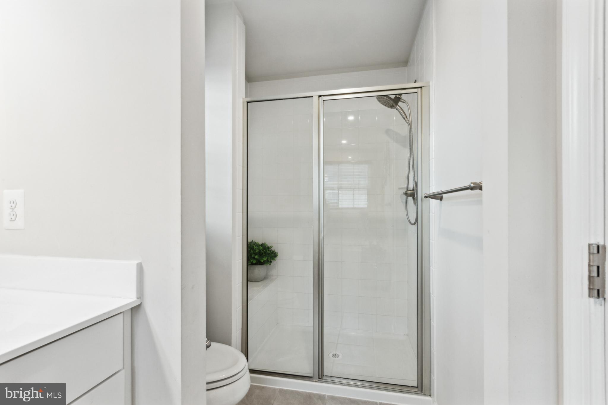 GREENBELT STATION - Residential