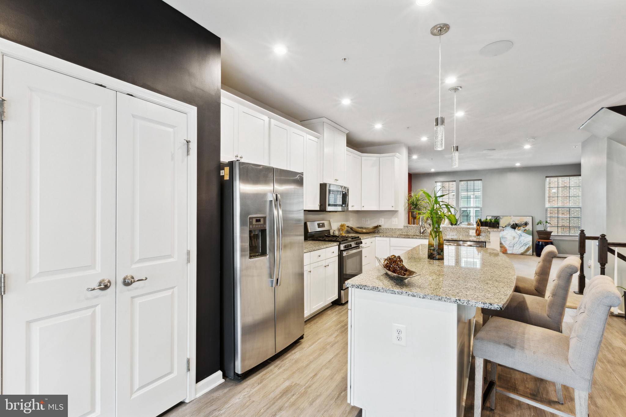 GREENBELT STATION - Residential