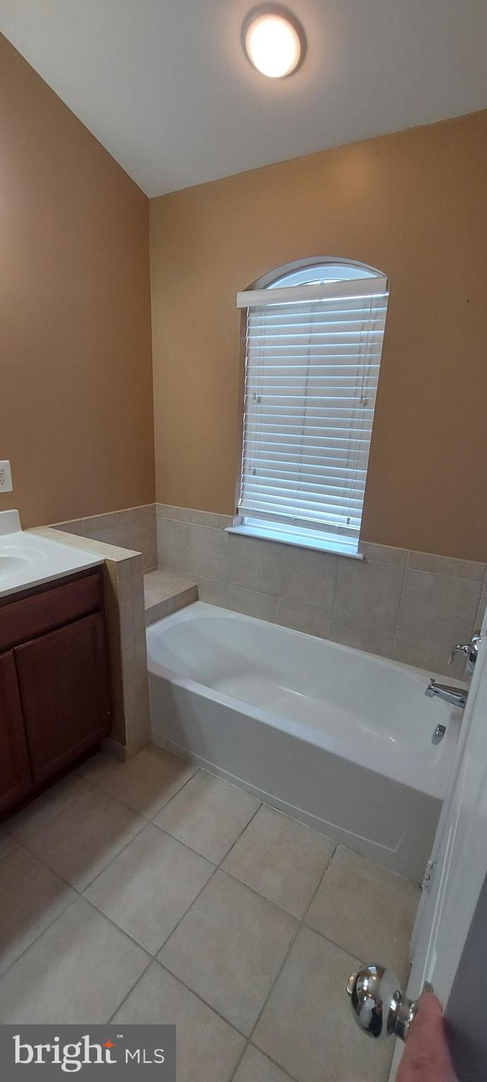 CLARKSBURG VILLAGE - Residential Lease