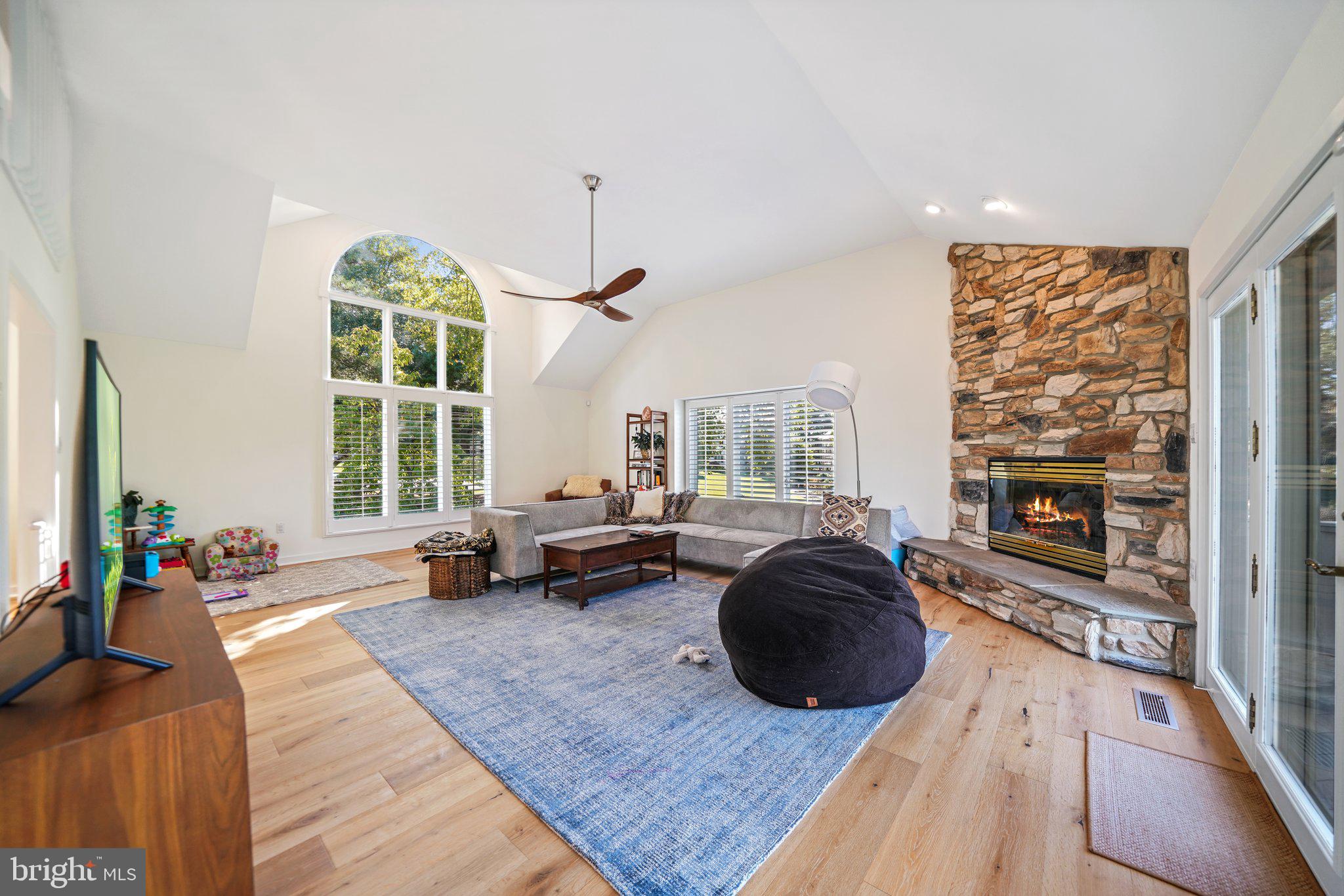 HIGHLAND - Residential