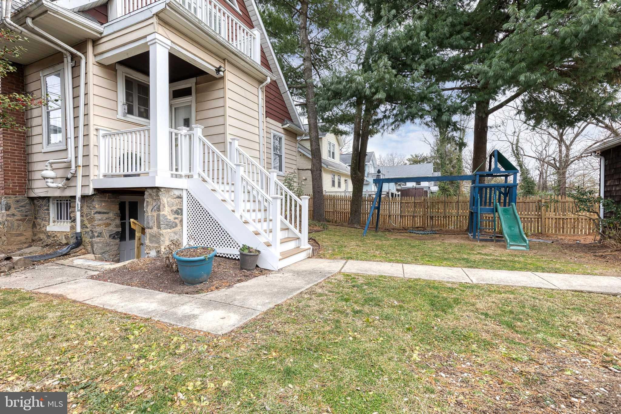 CEDARCROFT HISTORIC DISTRICT - Residential Lease