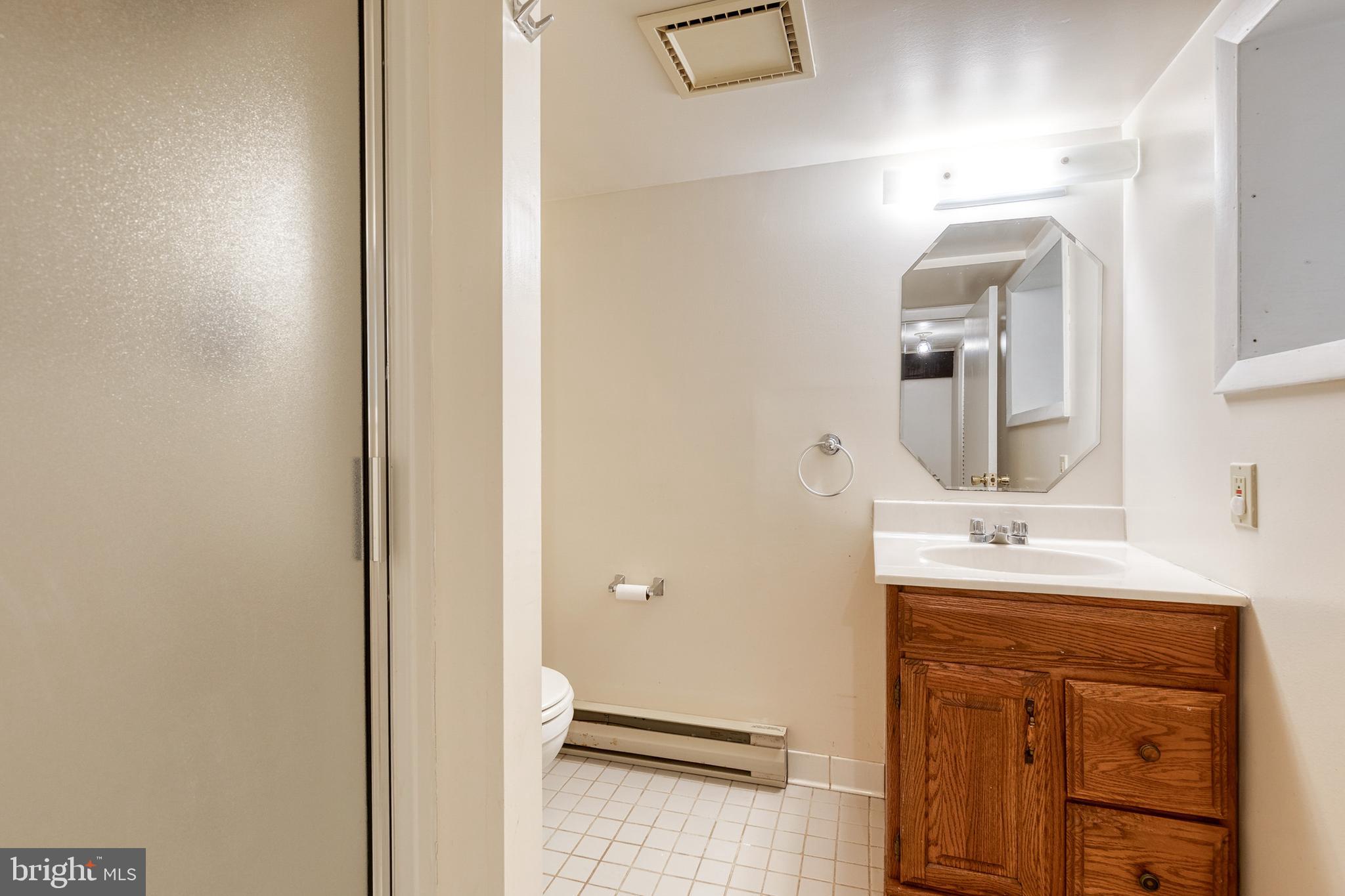 CEDARCROFT HISTORIC DISTRICT - Residential Lease