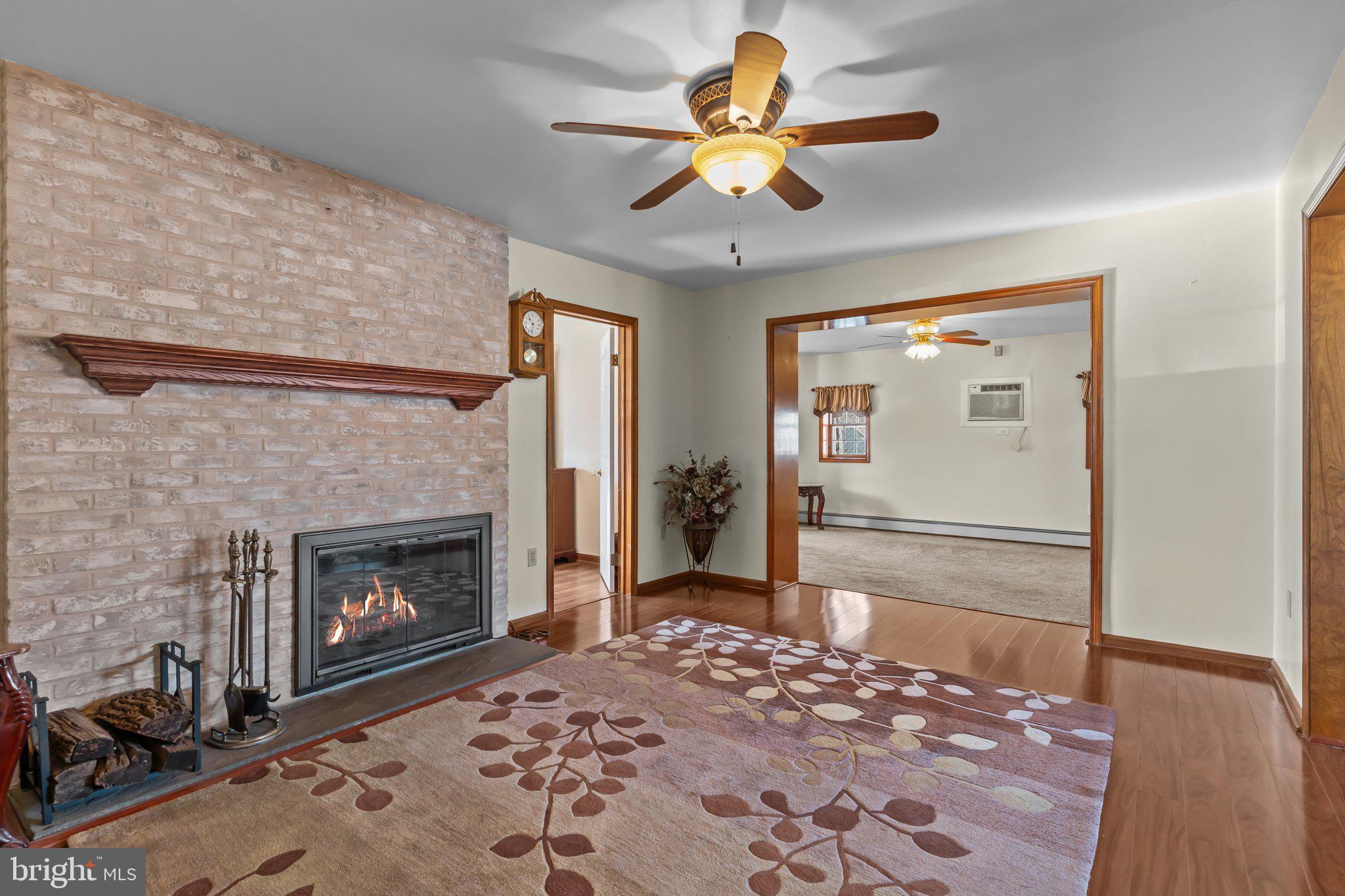 ACADEMY GARDENS - Residential