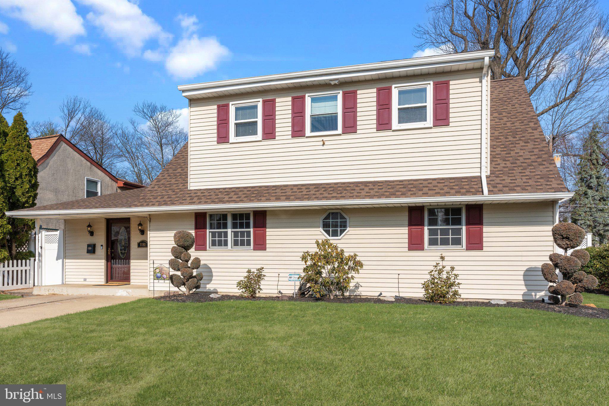 ACADEMY GARDENS - Residential