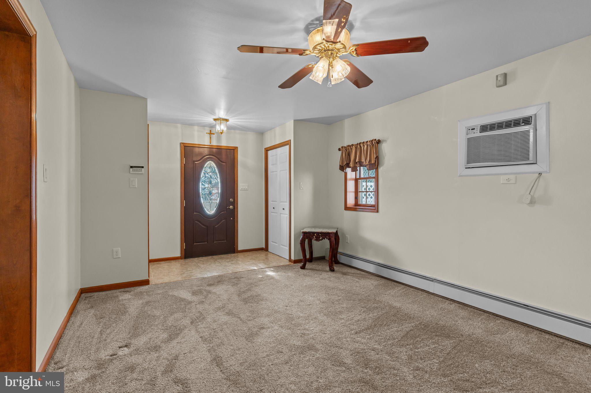 ACADEMY GARDENS - Residential