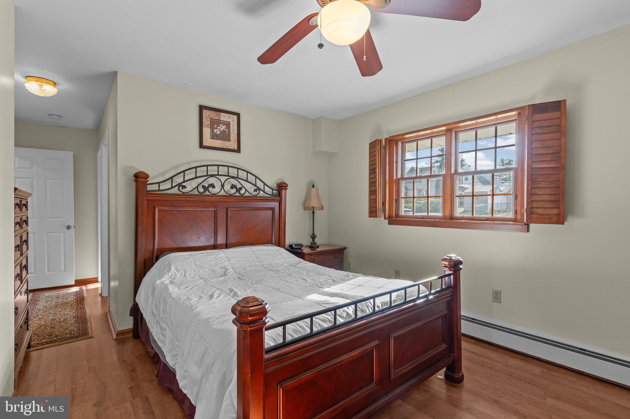 ACADEMY GARDENS - Residential