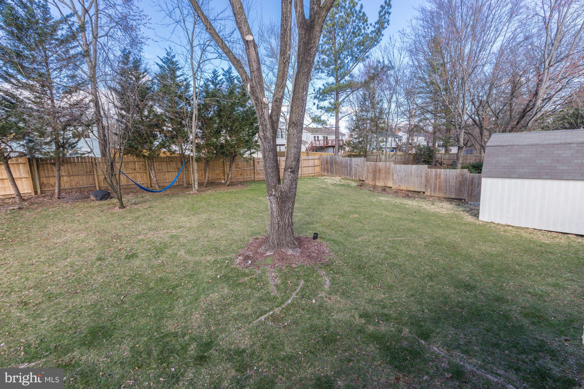 HUNTERS CREEK - Residential