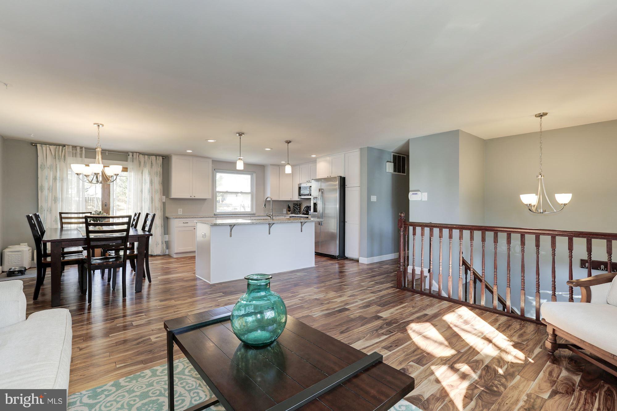 HUNTERS CREEK - Residential