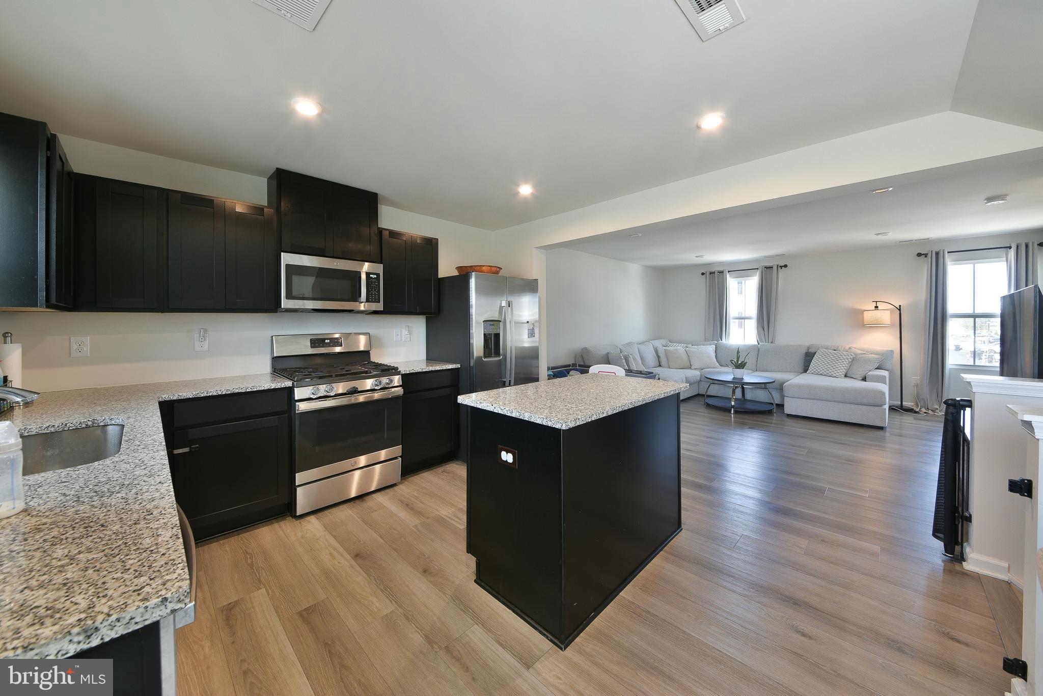 24 WENDOWSKI STREET L