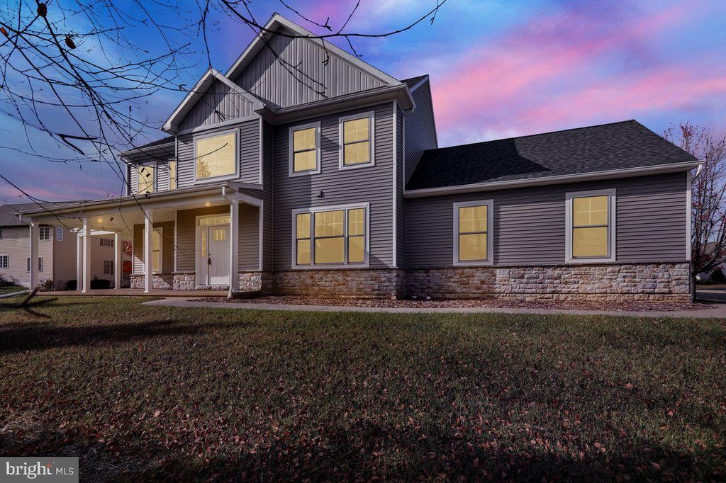 Photo of 446 Wagonwheel Road, LITITZ, PA 17543 (MLS # PALA2061134)