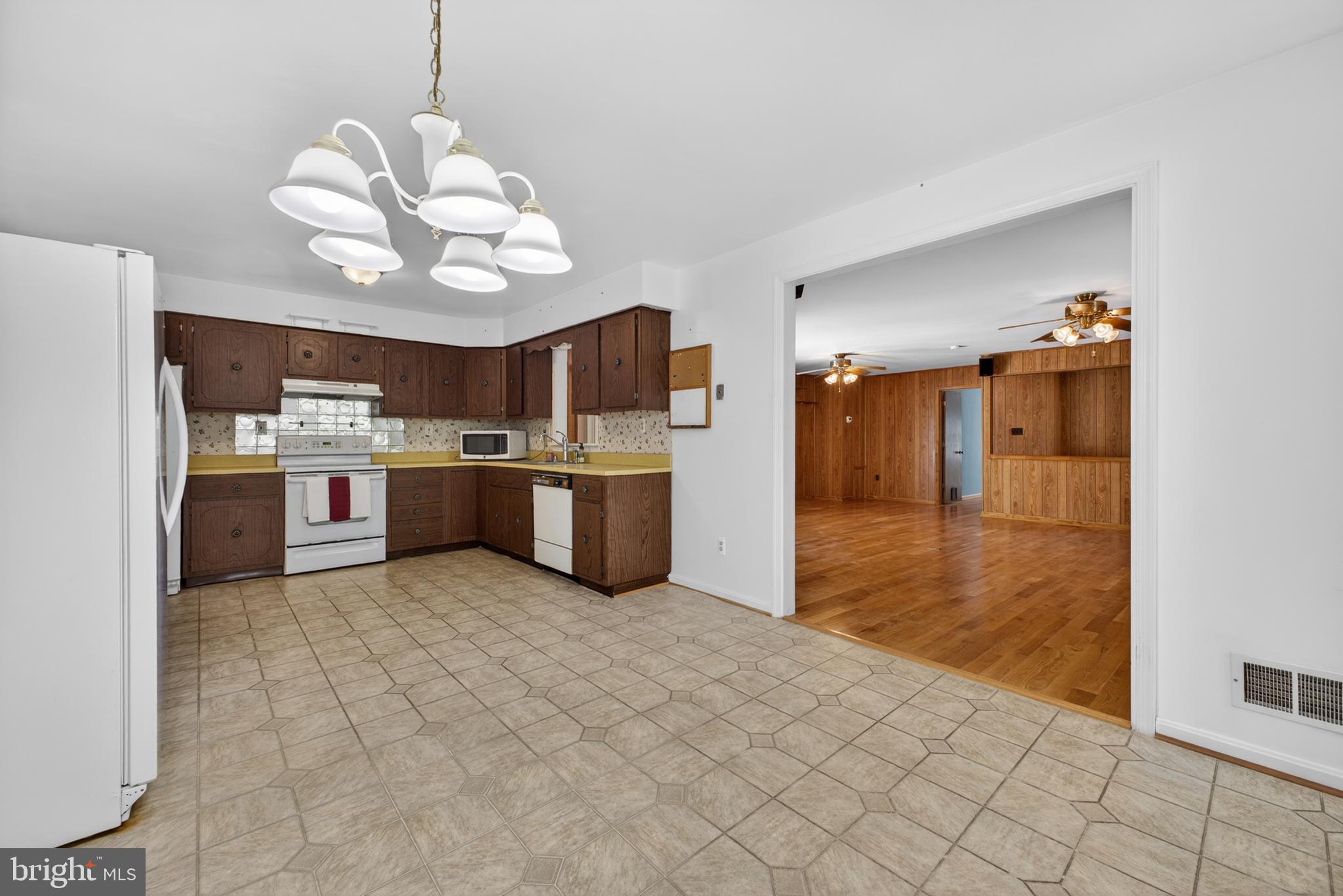BELLE RIDGE FARMS - Residential