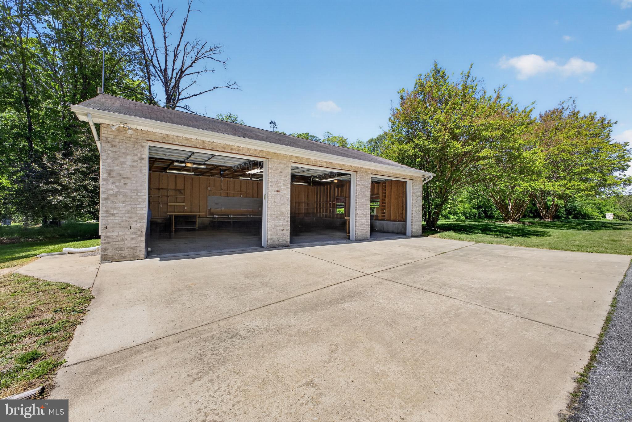 BELLE RIDGE FARMS - Residential