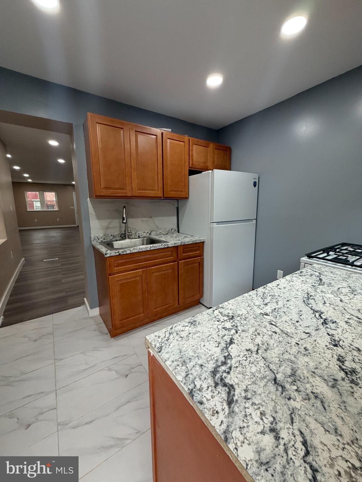 KENSINGTON - Residential