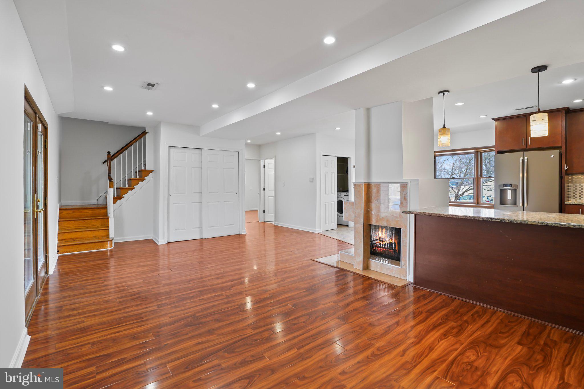 THORNRIDGE - Residential