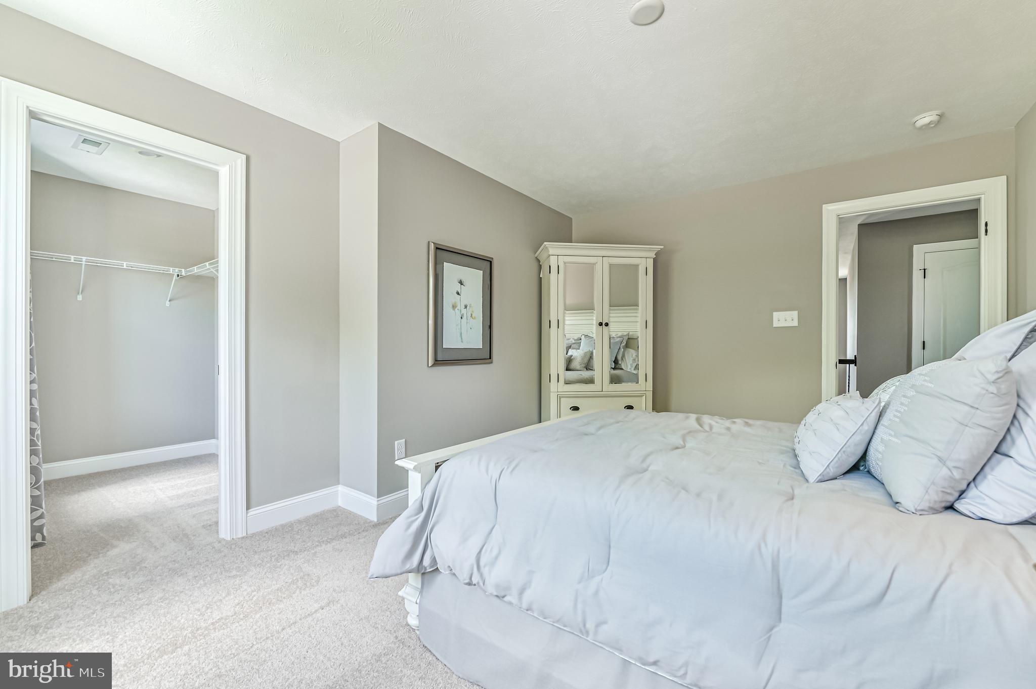 ASPEN GREENS - Residential