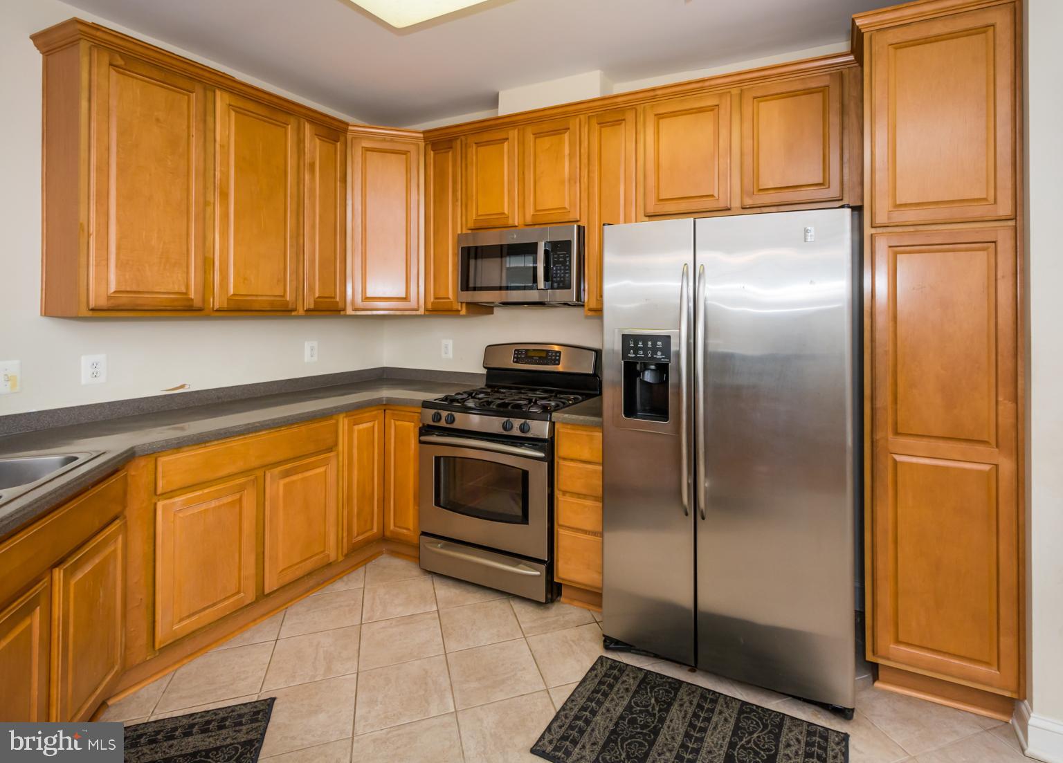 VILLAGE OF RIVER HILL - Residential