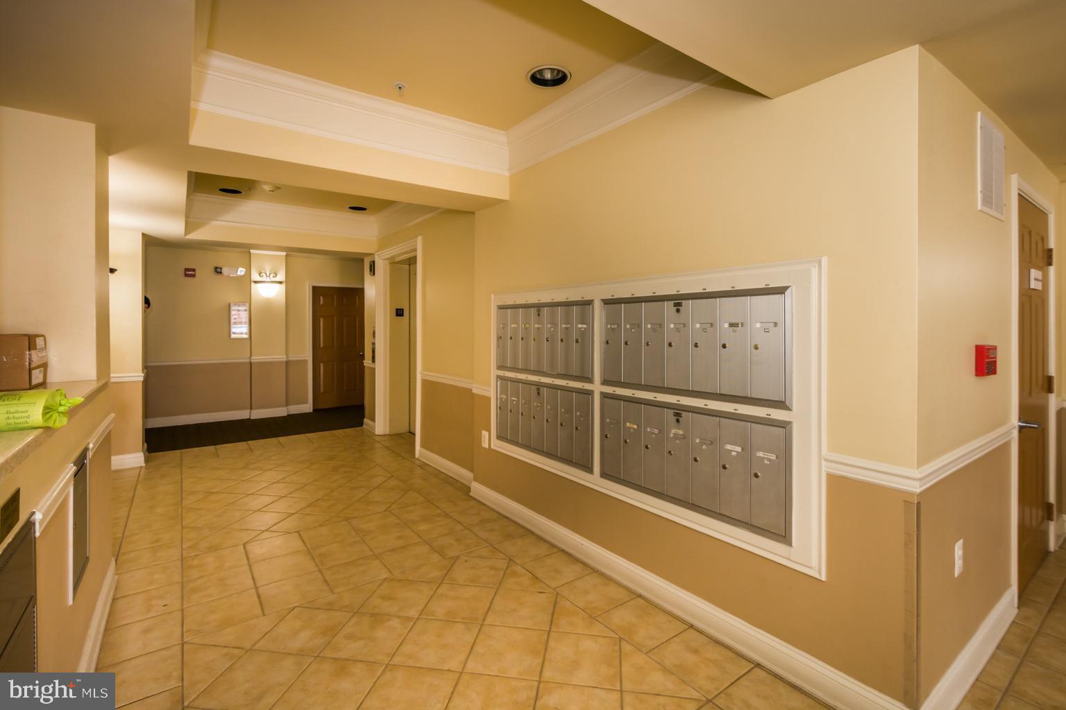 VILLAGE OF RIVER HILL - Residential