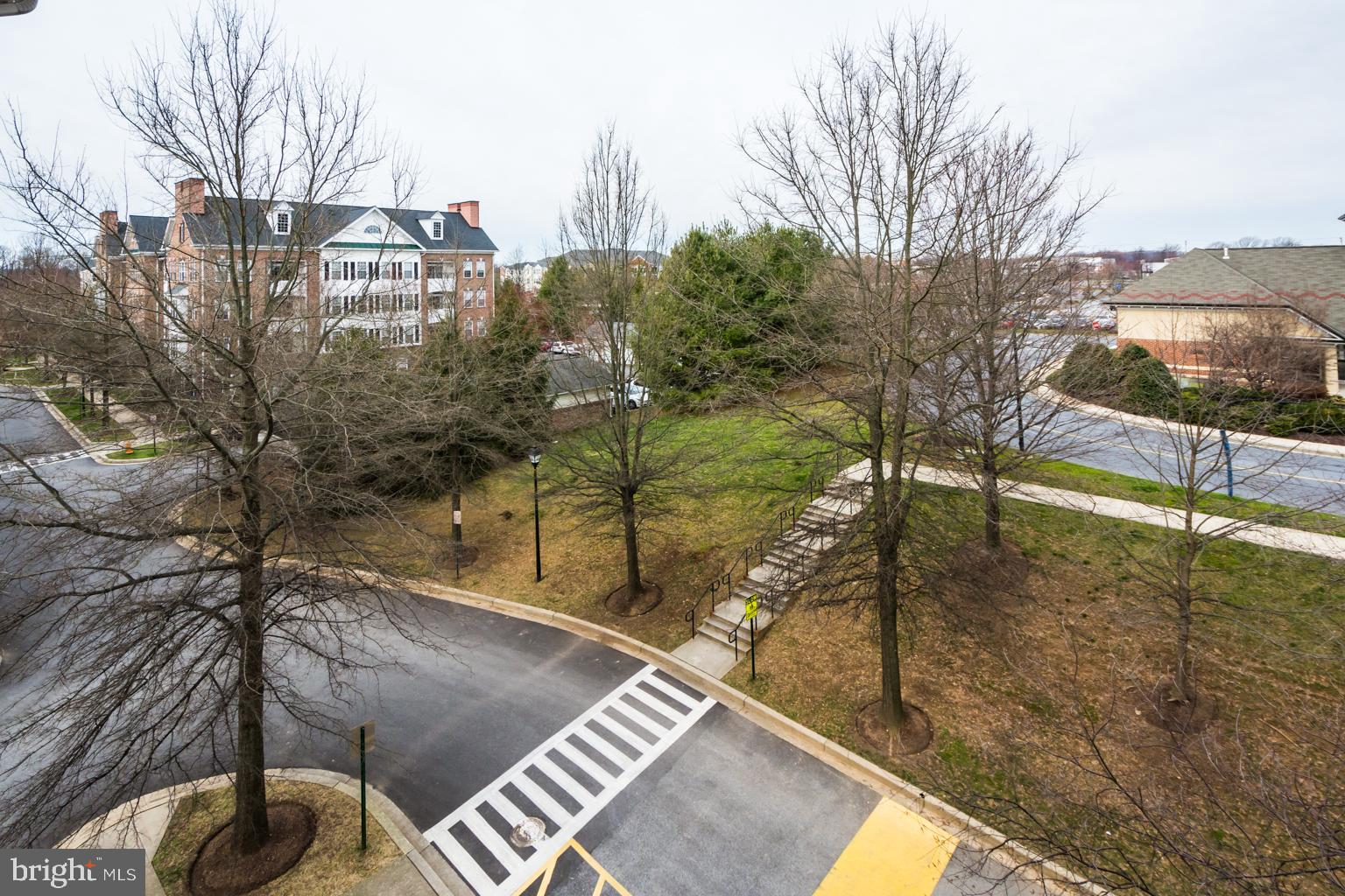 VILLAGE OF RIVER HILL - Residential