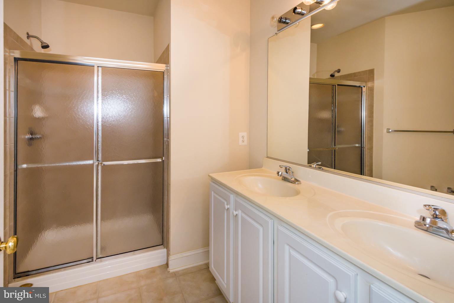 VILLAGE OF RIVER HILL - Residential