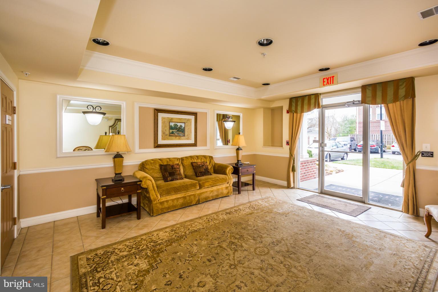 VILLAGE OF RIVER HILL - Residential