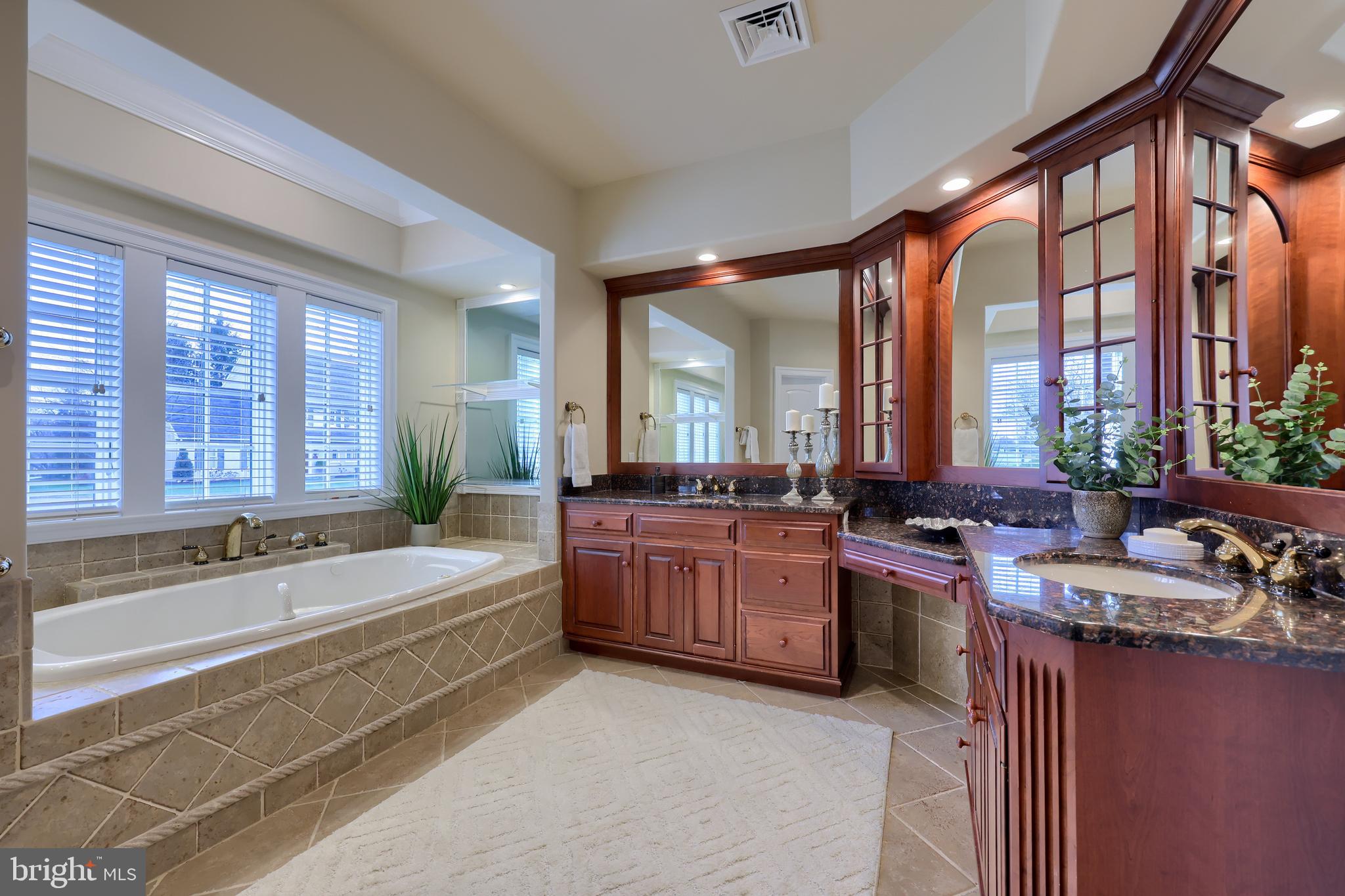 BENT CREEK - Residential