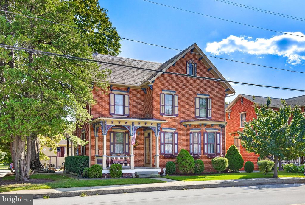 Photo of 101 Miller Street, STRASBURG, PA 17579 (MLS # PALA2076868)