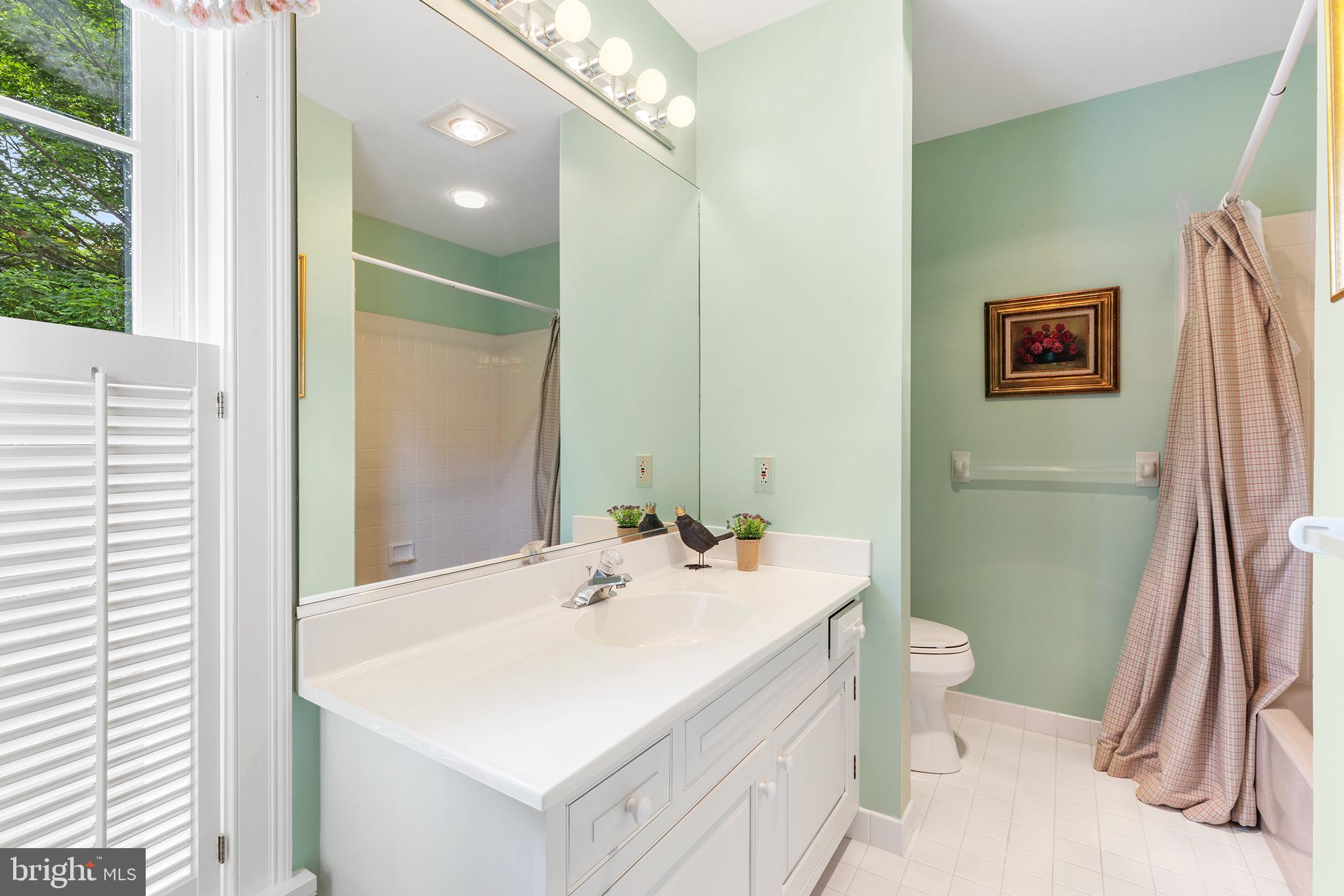 POND VIEW ESTATES - Residential