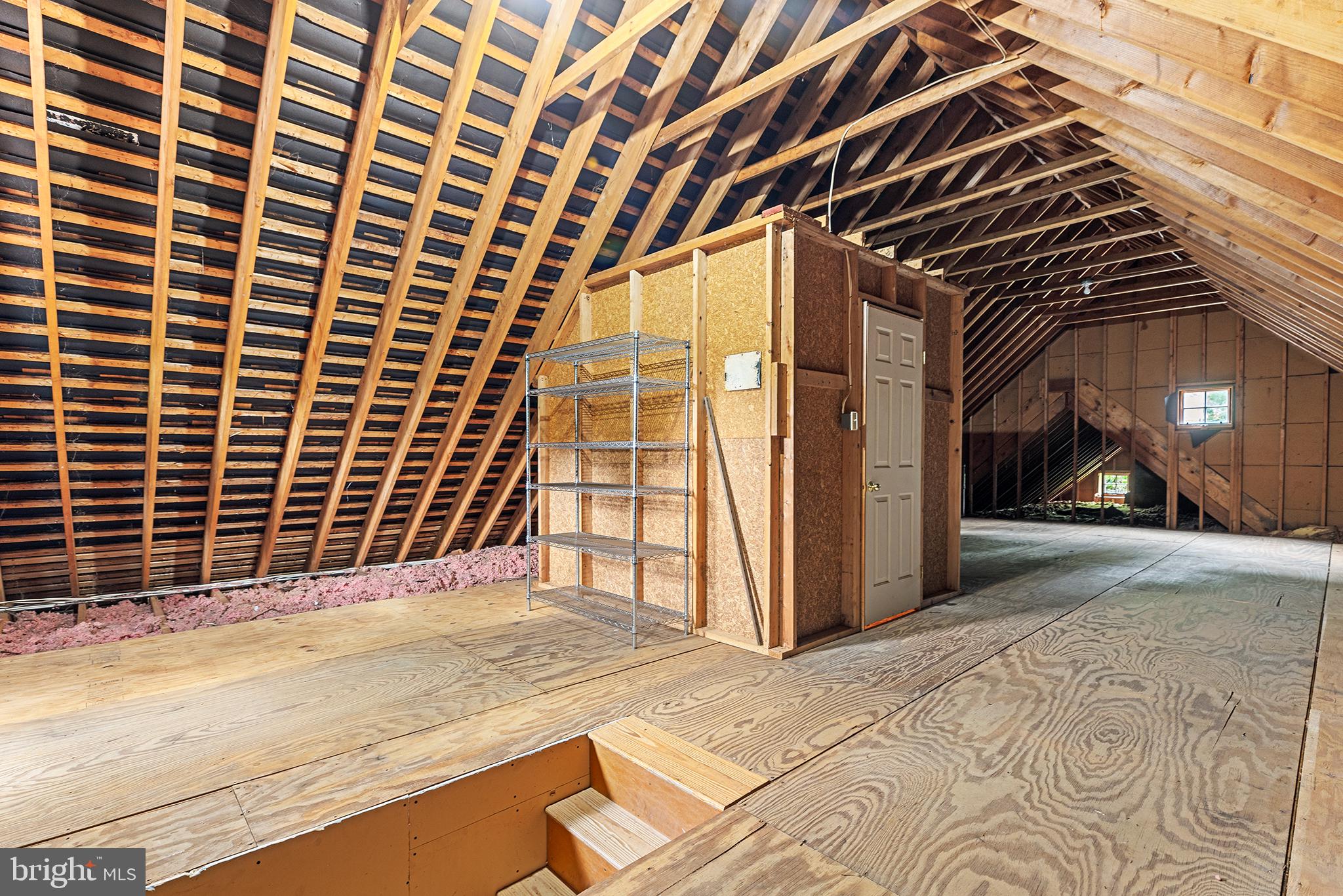 POND VIEW ESTATES - Residential