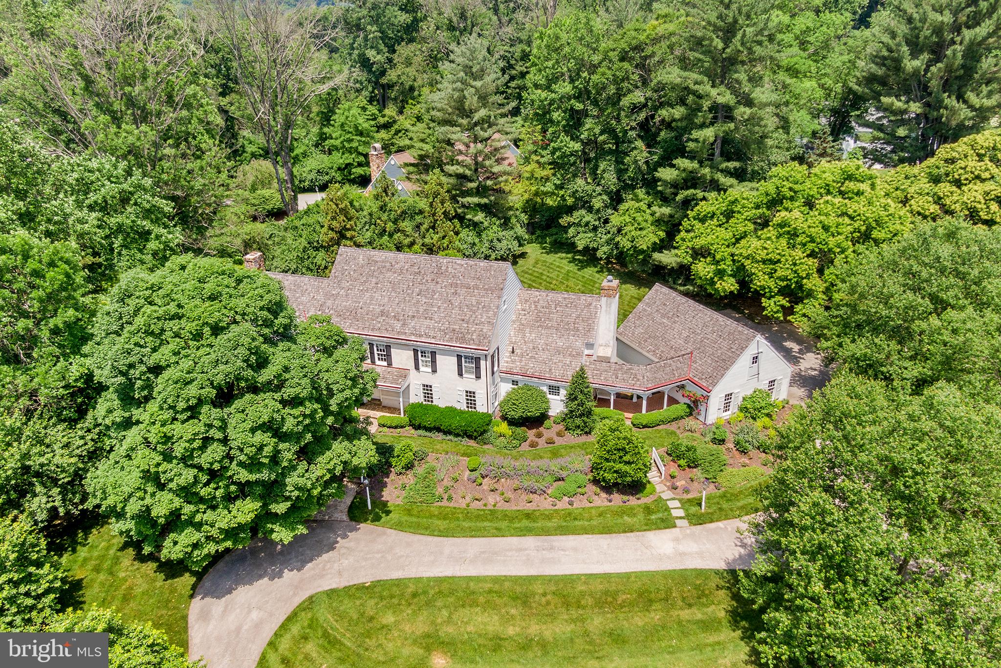 POND VIEW ESTATES - Residential