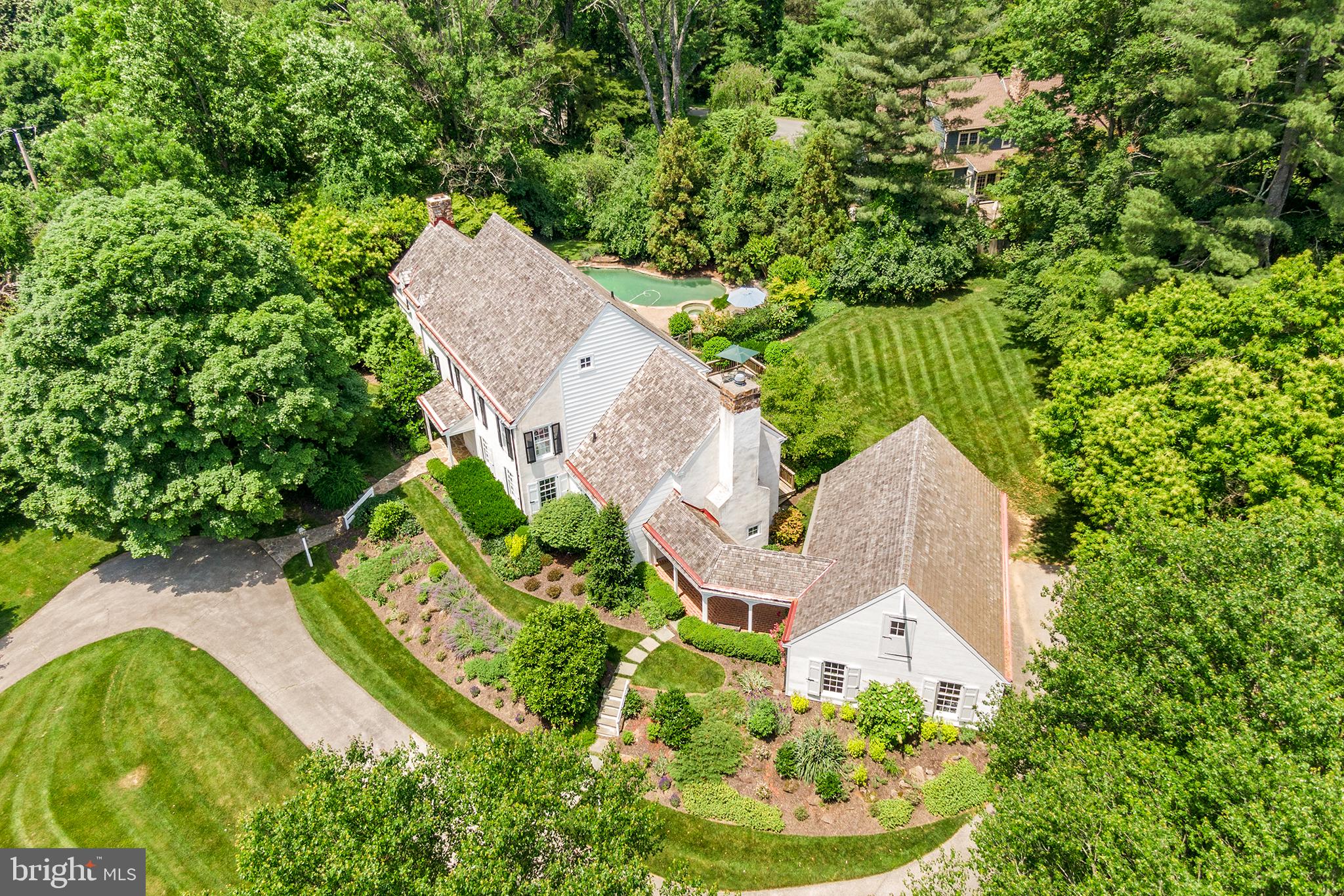 POND VIEW ESTATES - Residential