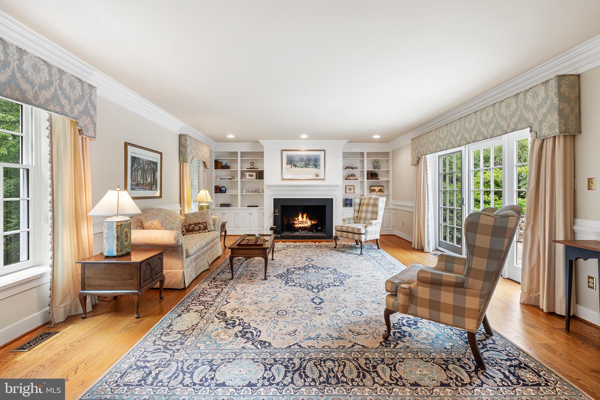 POND VIEW ESTATES - Residential