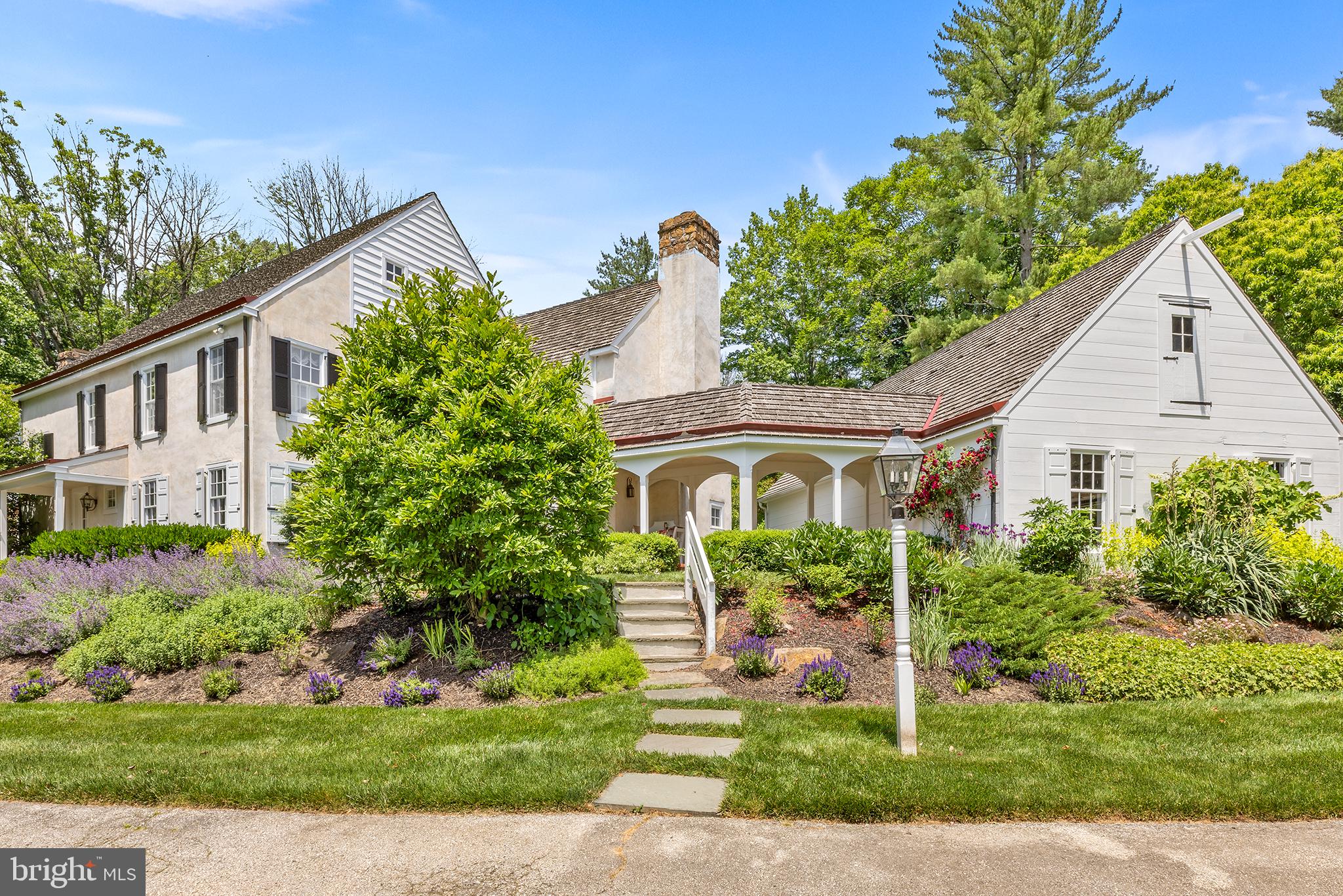 POND VIEW ESTATES - Residential