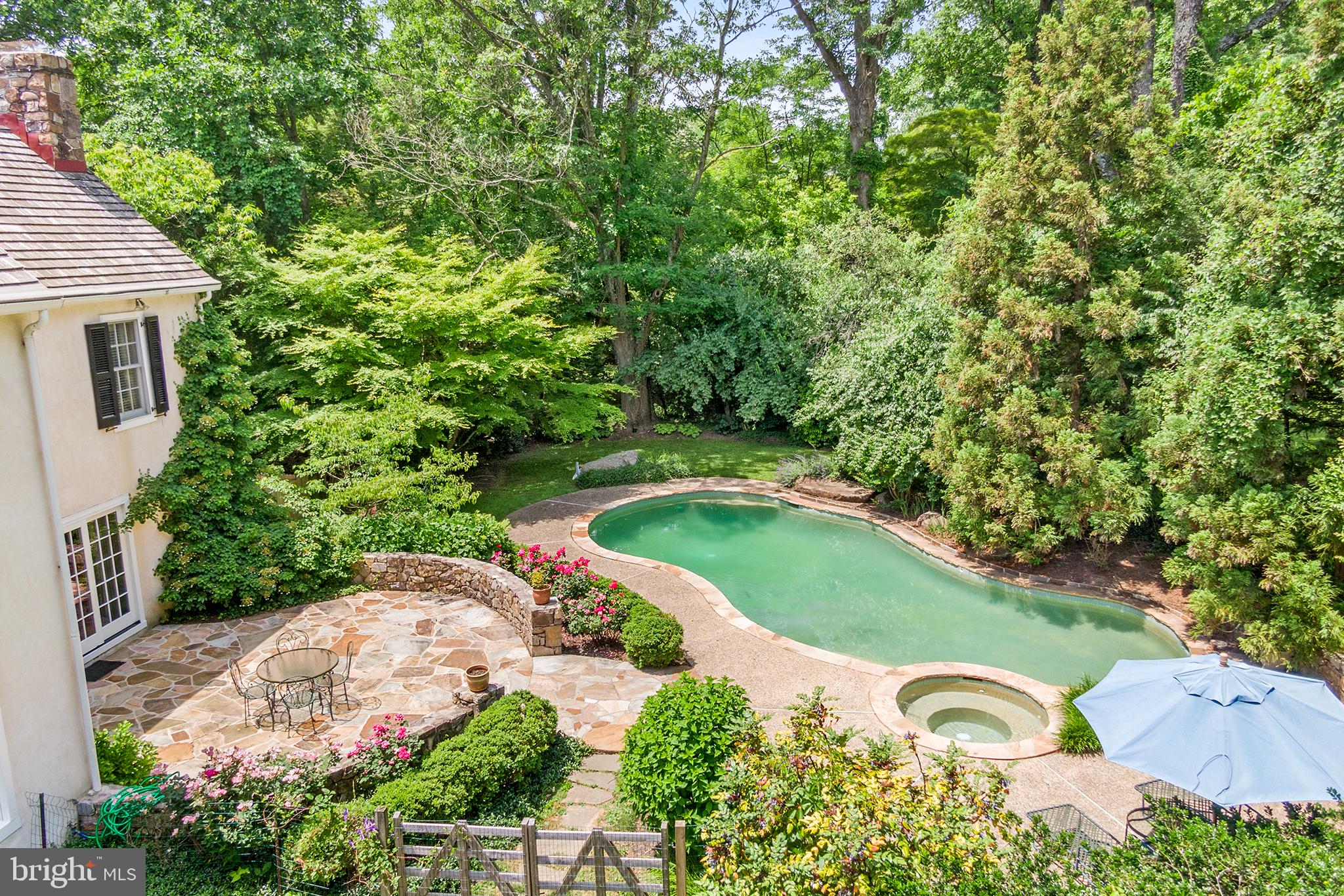 POND VIEW ESTATES - Residential