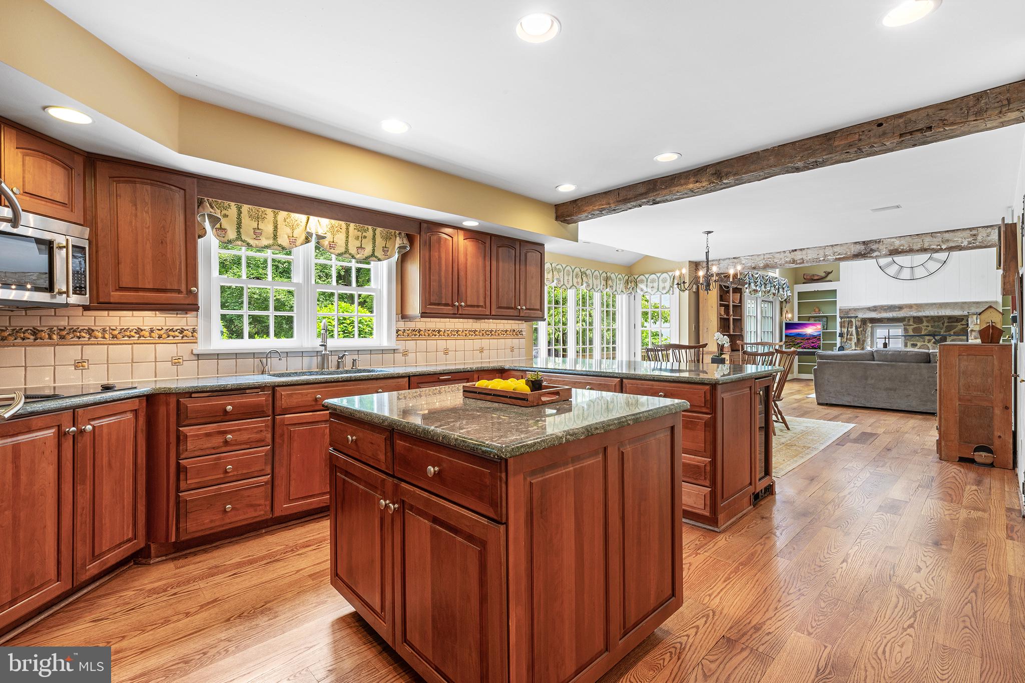 POND VIEW ESTATES - Residential