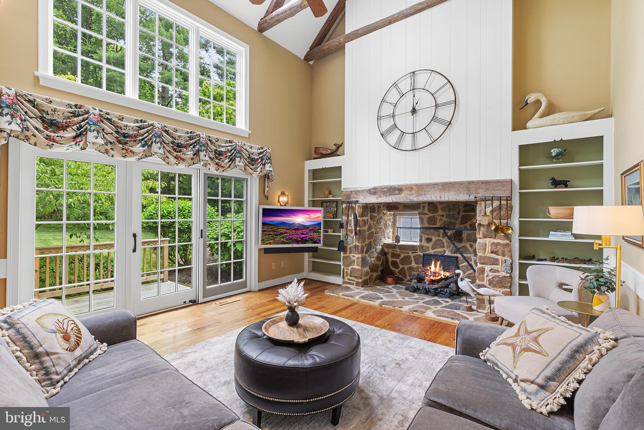 POND VIEW ESTATES - Residential