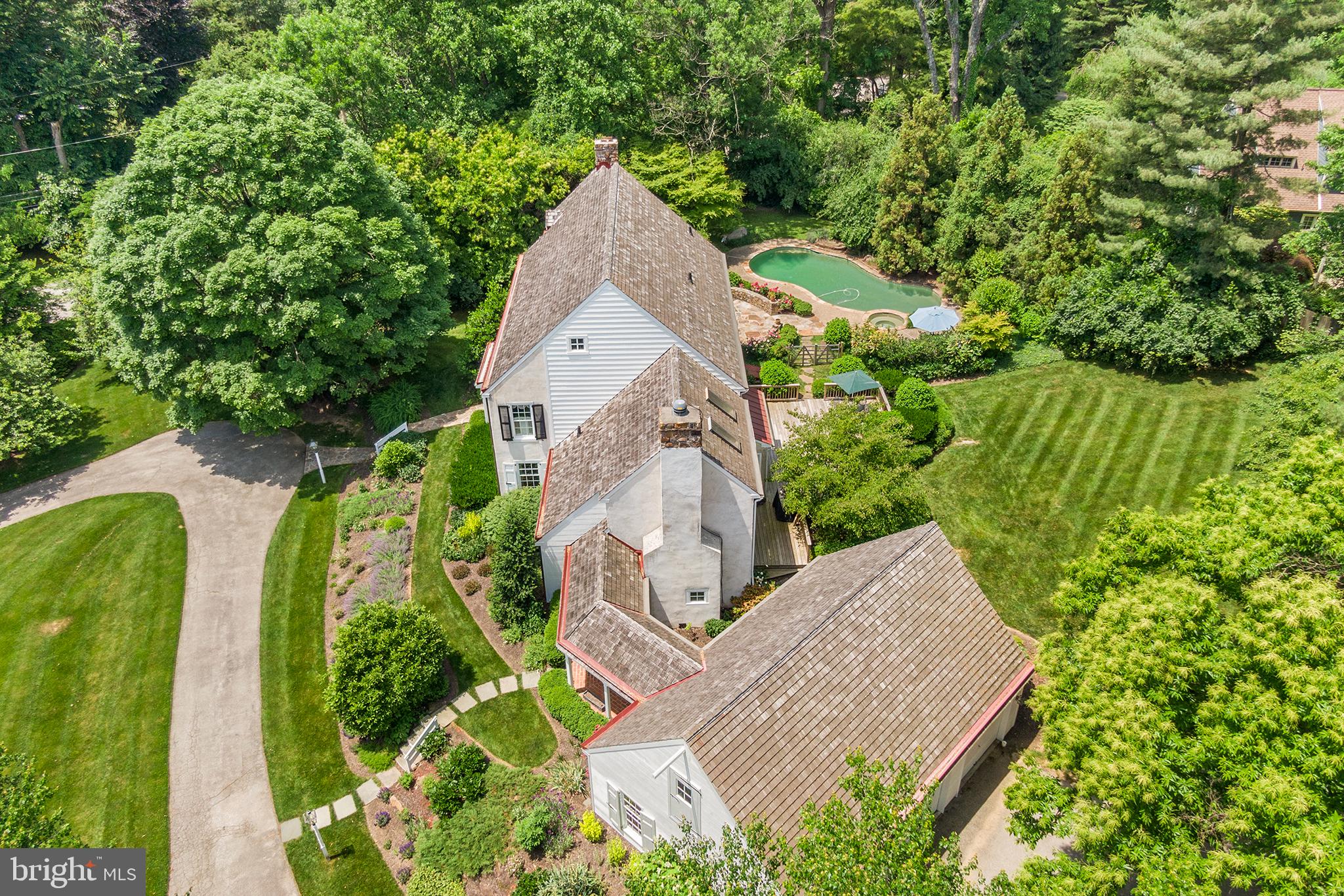 POND VIEW ESTATES - Residential