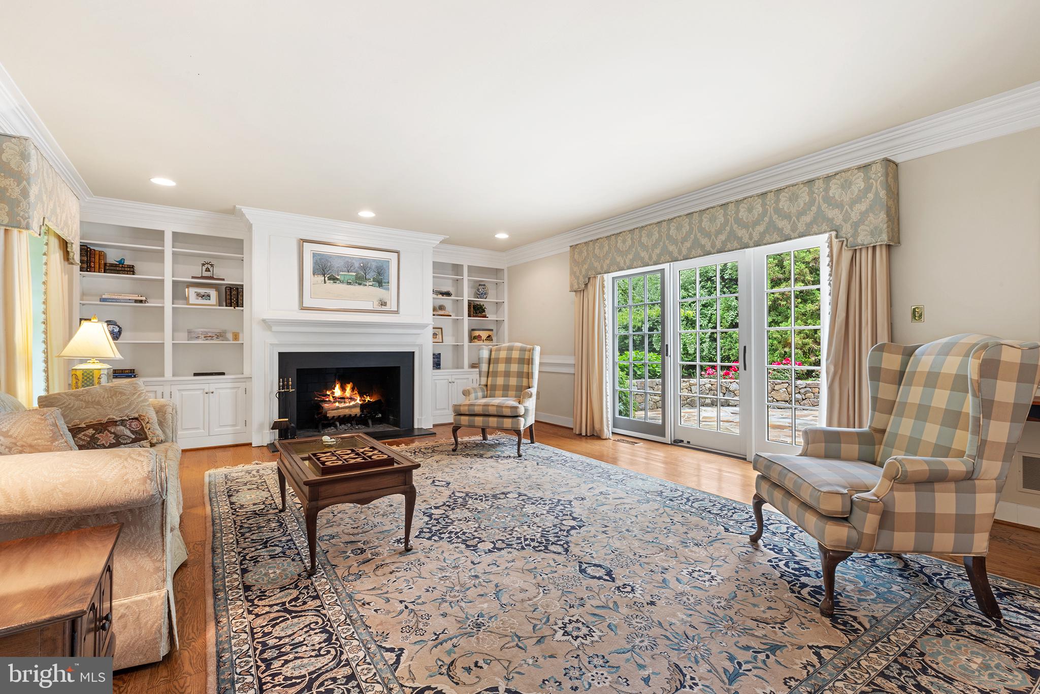 POND VIEW ESTATES - Residential