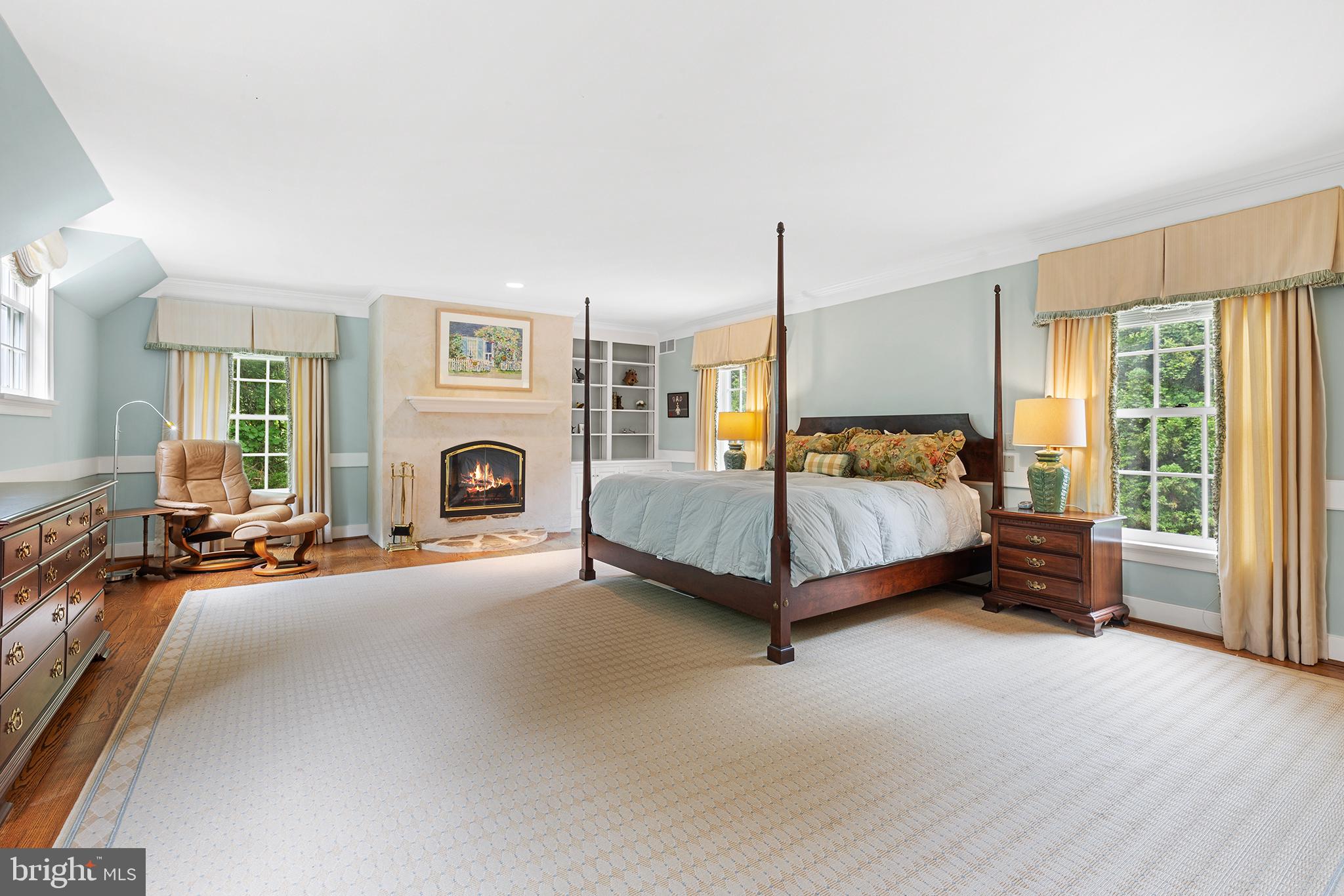 POND VIEW ESTATES - Residential