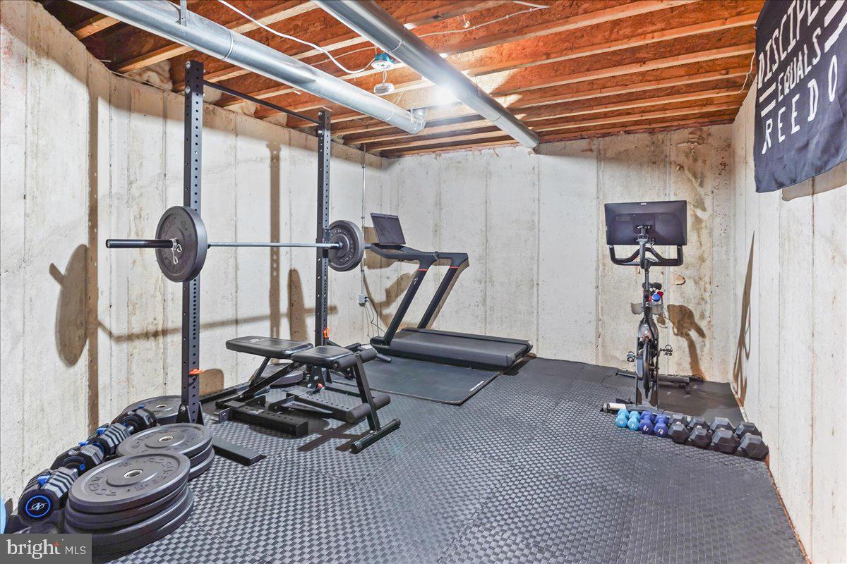 ROCHFORD ESTATES - Residential