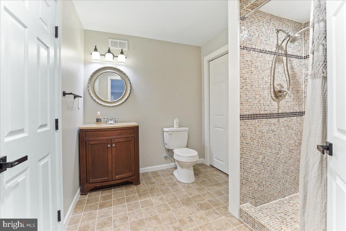 ROCHFORD ESTATES - Residential