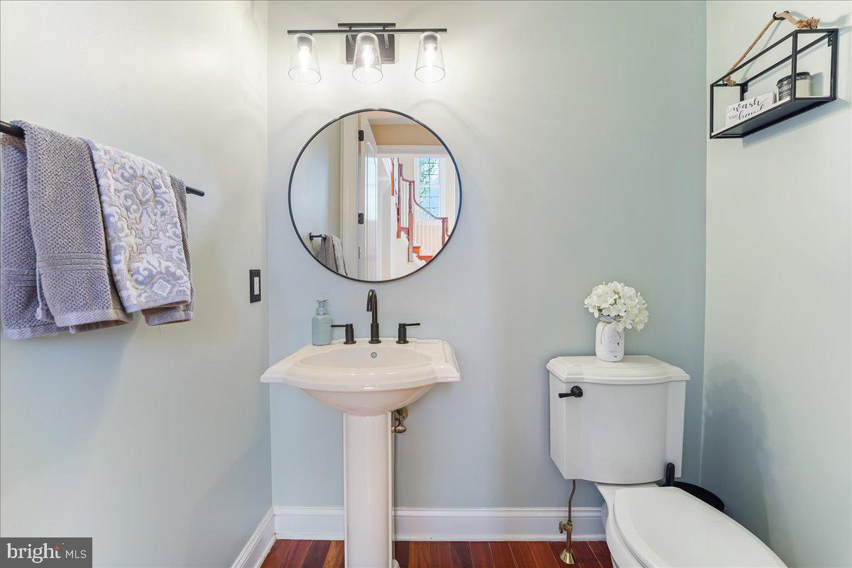 ROCHFORD ESTATES - Residential