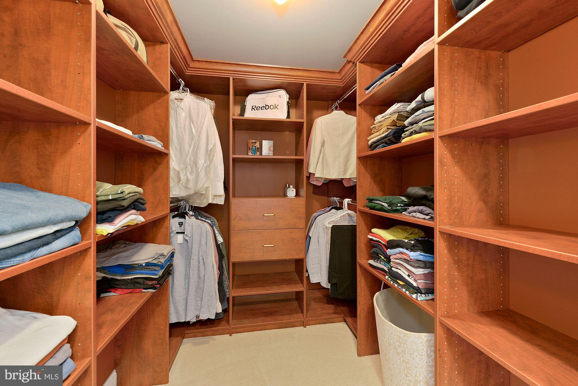 ROCHFORD ESTATES - Residential