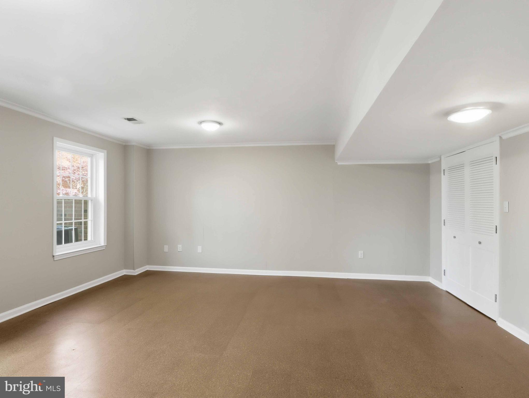 LAKE LOUISE - Residential