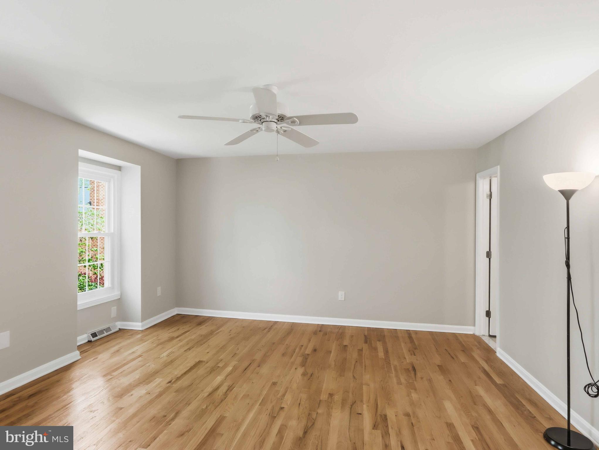 LAKE LOUISE - Residential