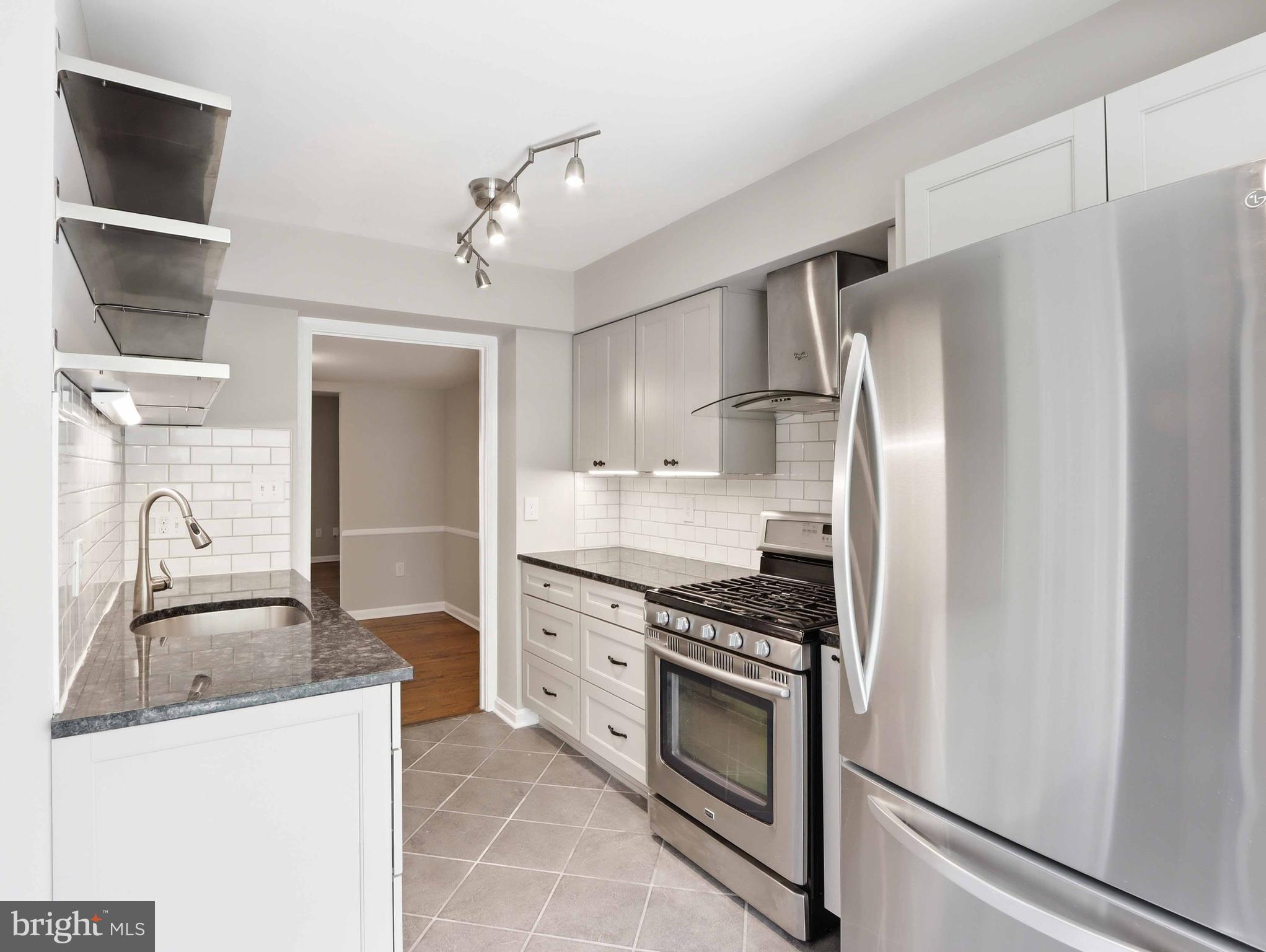 LAKE LOUISE - Residential