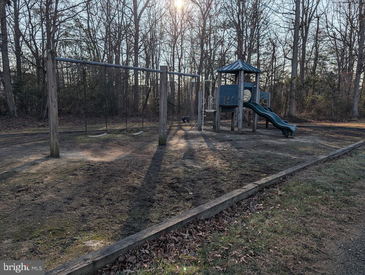 DORCHESTER - ST. CHARLES - Residential