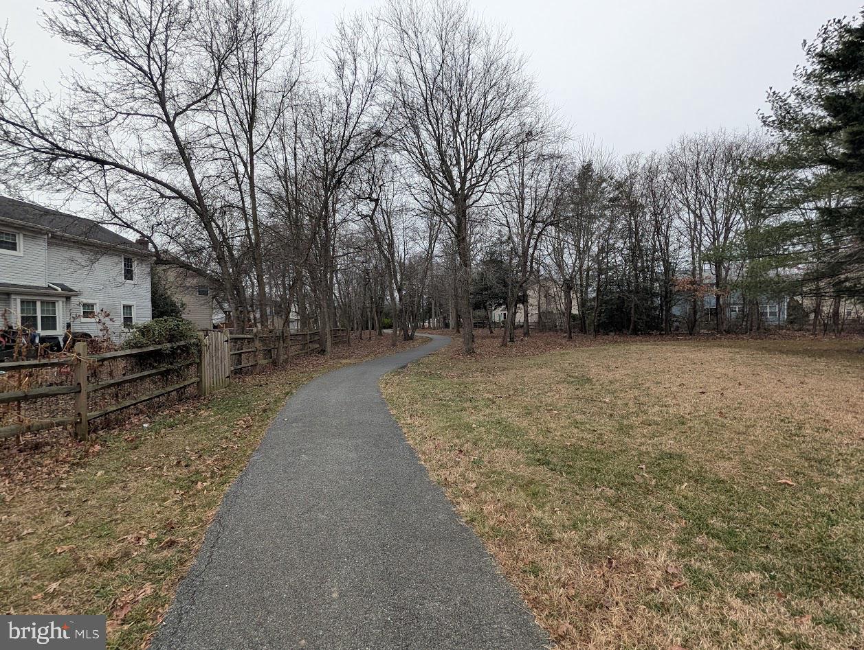 DORCHESTER - ST. CHARLES - Residential